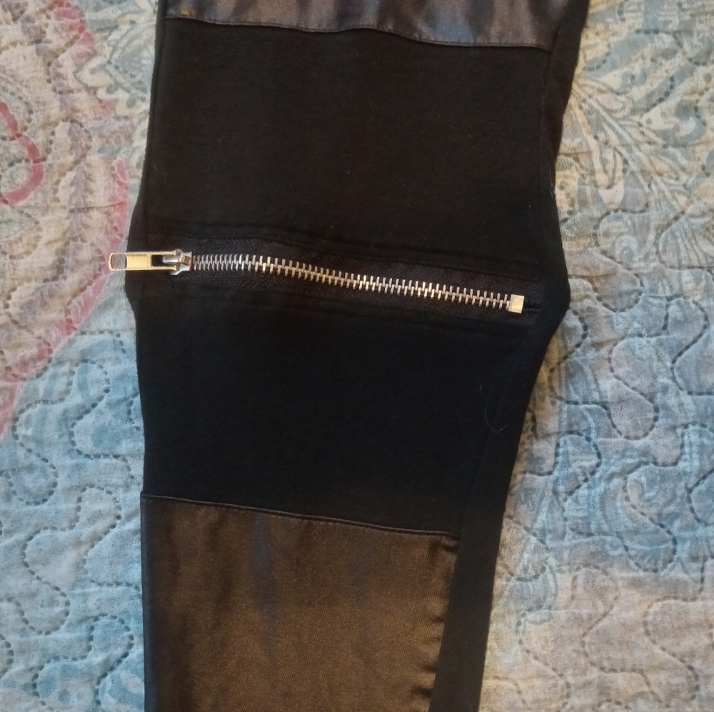 Modcloth Zipper Knee Patchwork Leggings - image 7